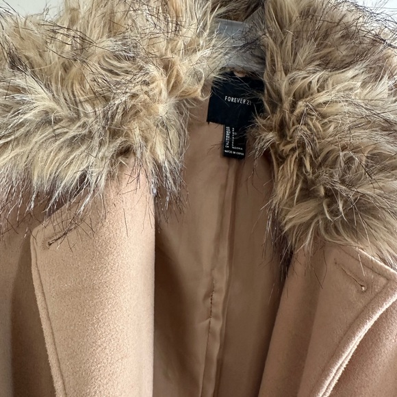 Forever 21 Camel Coat with Faux Fur Collar - Picture 3 of 4
